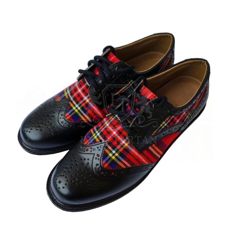Black Ghillie Brogue Kilt Shoes With Tartan