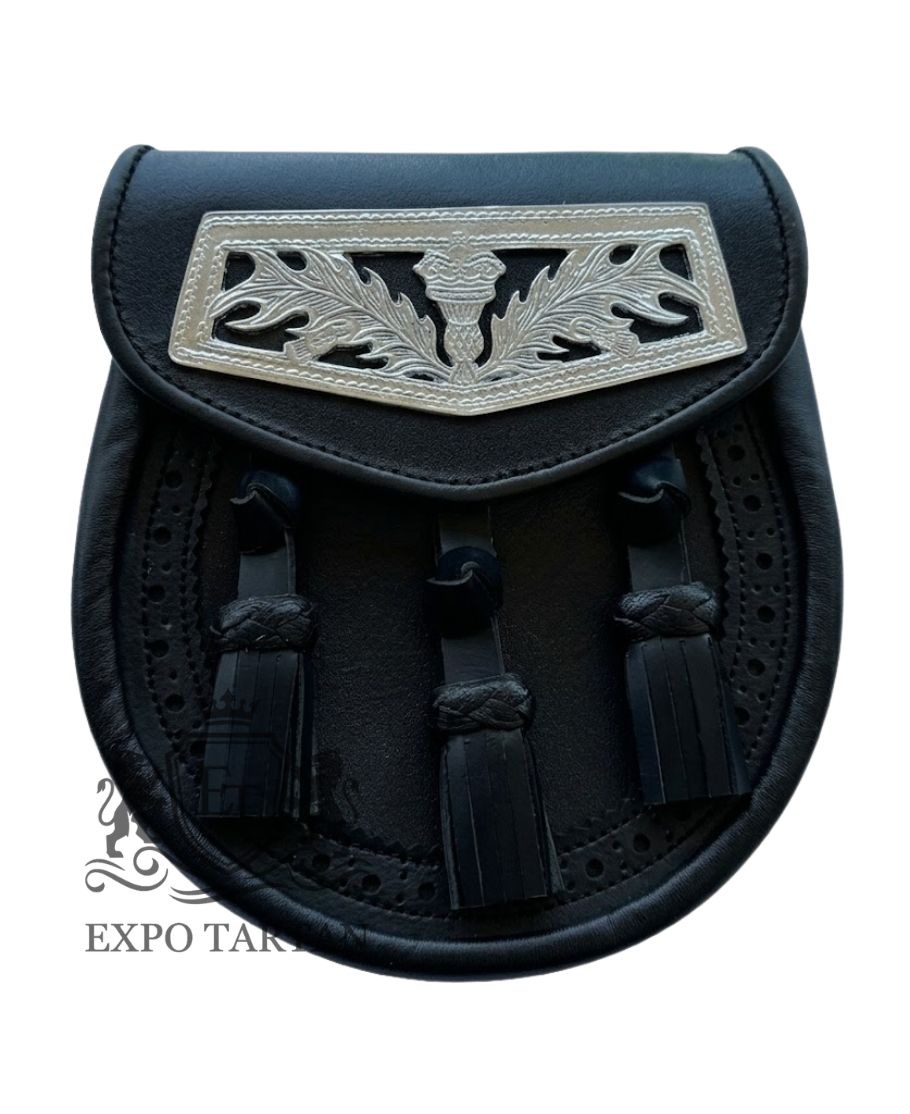 Black Leather Sporran With Thistle Cantle